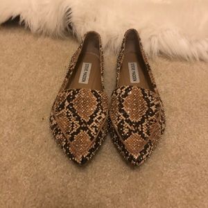 Steve Madden snake print flats